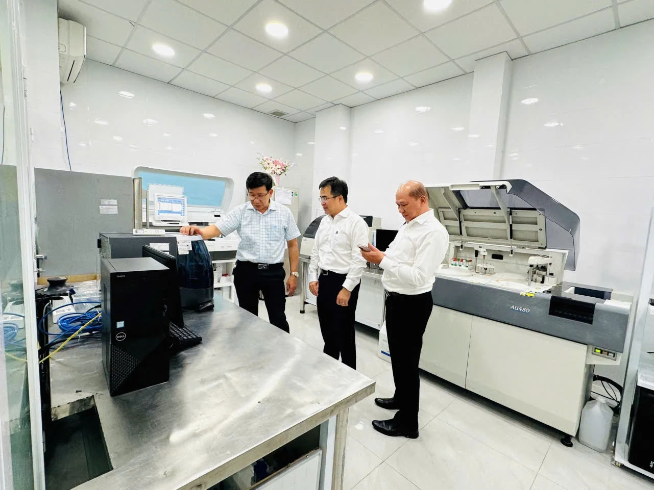 Phòng khám Đa khoa Hoà Đức trân trọng tiếp đón PGS.TS.BS. Ngô Quốc Đạt – Hiệu trưởng Trường Đại học Y Dược TP. Hồ Chí Minh