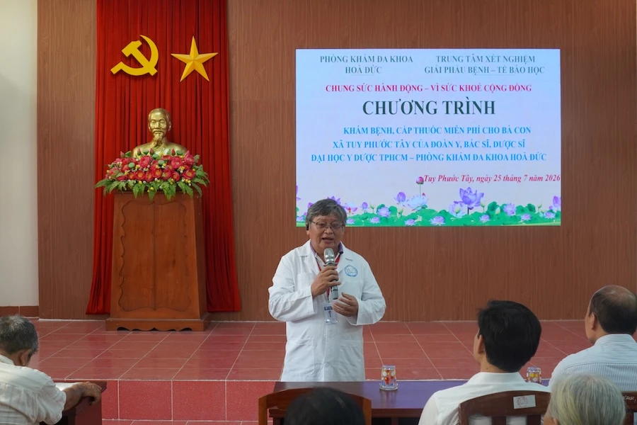 Chung Sức Hành Động – Vì Sức Khoẻ Cộng Đồng: Gần 700 Người Dân Tuy Phước Tây Được Khám Bệnh, Cấp Thuốc Miễn Phí